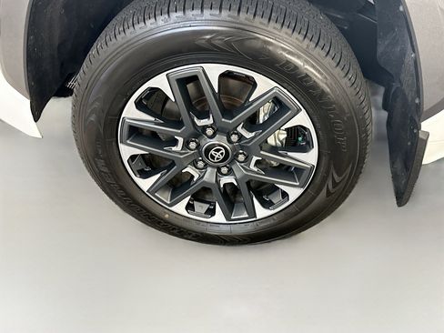 Used 2025 Toyota Tundra Limited image 11