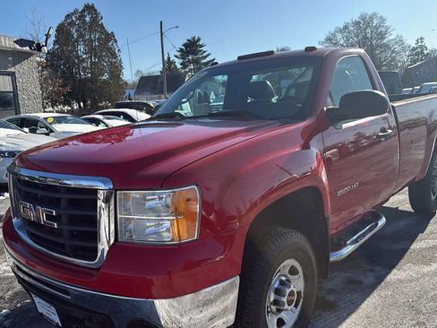 Used 2010 GMC Sierra 2500 W/T w/ Snow Plow Prep Package image 3