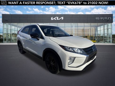Used 2018 Mitsubishi Eclipse Cross LE image 1