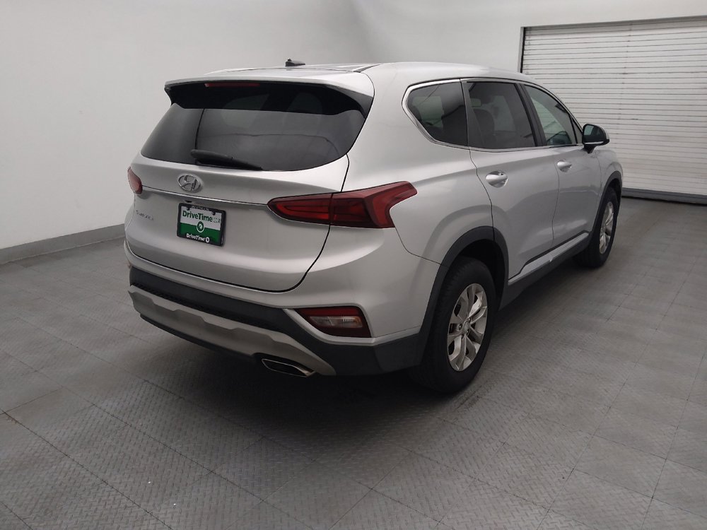 Used 2019 Hyundai Santa Fe SE FWD image 9