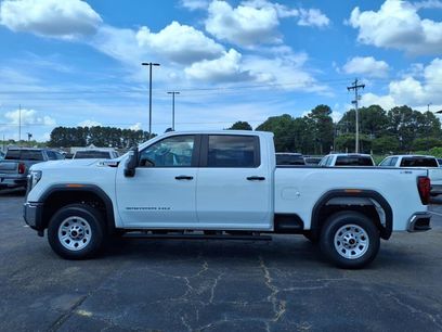 New 2025 GMC Sierra 2500 Pro