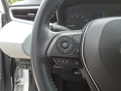 Used 2023 Toyota Corolla SE FWD image 18