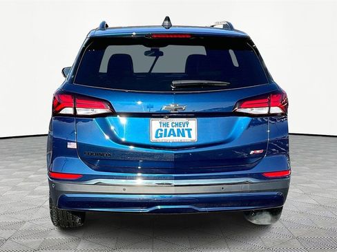 Used 2022 Chevrolet Equinox RS w/ Infotainment Package image 6