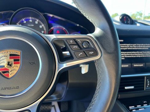 Used 2023 Porsche Cayenne image 13