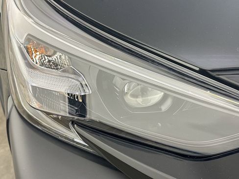 Certified 2025 Subaru Outback Limited image 38