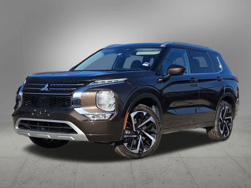 Used 2022 Mitsubishi Outlander SEL image 1