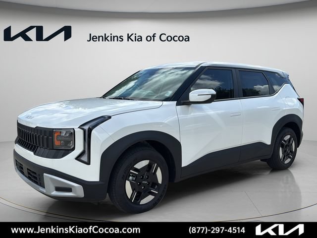 Certified 2027 Kia Seltos LX FWD image 10
