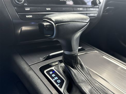 Used 2020 Genesis G80 3.8 image 26