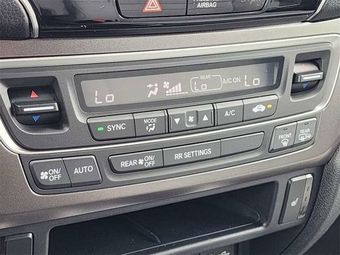 Used 2023 Honda Passport EX-L image 28