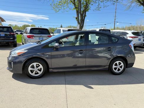 Used 2013 Toyota Prius Two FWD image 7