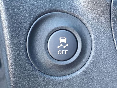 Used 2024 Nissan Z Performance w/ Floor Mat Package image 18