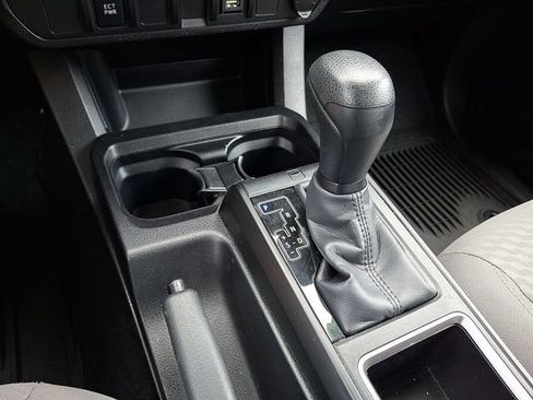 Certified 2023 Toyota Tacoma SR AWD/4WD image 14