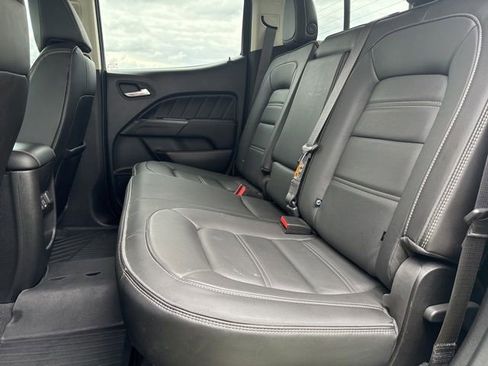 Used 2022 GMC Canyon Denali AWD/4WD image 9