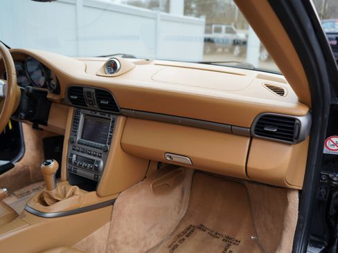 Used 2005 Porsche 911 Carrera image 70