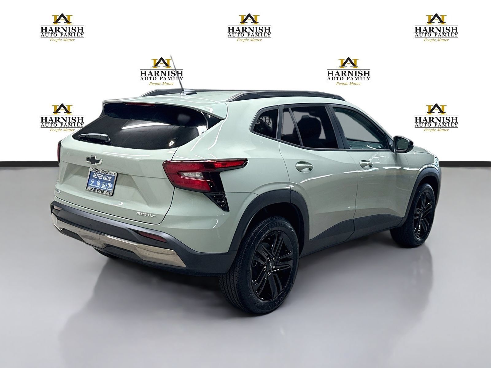 New 2026 Chevrolet Trax ACTIV w/ Sunroof Package FWD image 5