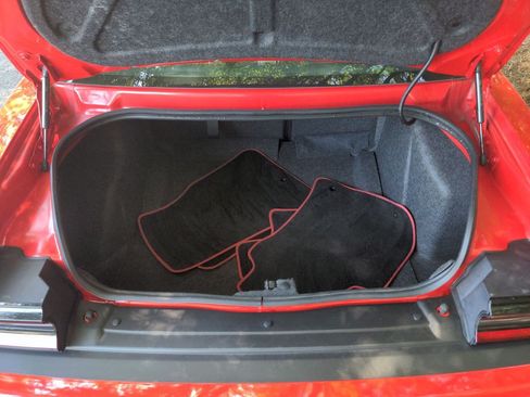 Used 2022 Dodge Challenger R/T w/ Plus Package RWD image 31