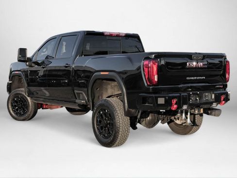 Used 2021 GMC Sierra 2500 AT4 w/ AT4 Premium Plus Package image 8