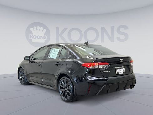 Used 2023 Toyota Corolla SE w/ Carpet Mat Package (TMS) FWD image 7