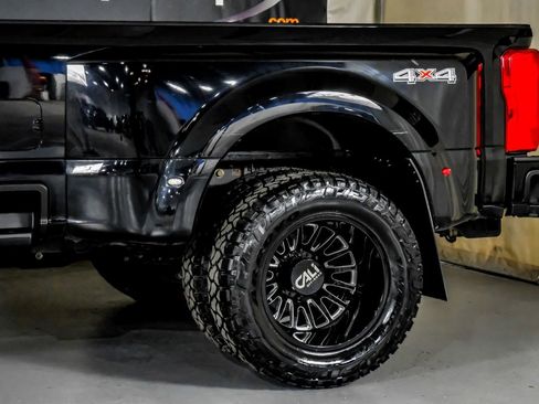 Used 2025 Ford F350 XLT image 14
