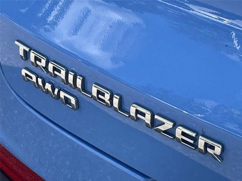 Used 2024 Chevrolet TrailBlazer LT w/ Driver Confidence Package AWD/4WD image 10