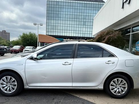 Used 2014 Toyota Camry LE FWD image 4