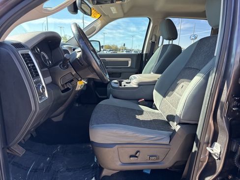 Used 2014 RAM 1500 Big Horn image 4