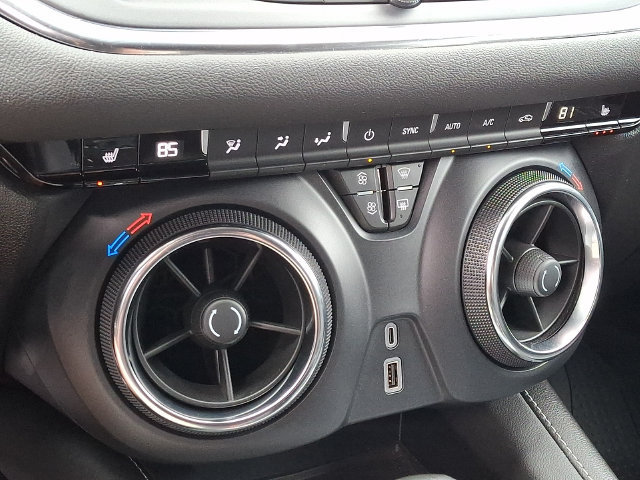 Used 2024 Chevrolet Blazer LT w/ Midnight/Sport Edition AWD/4WD image 17