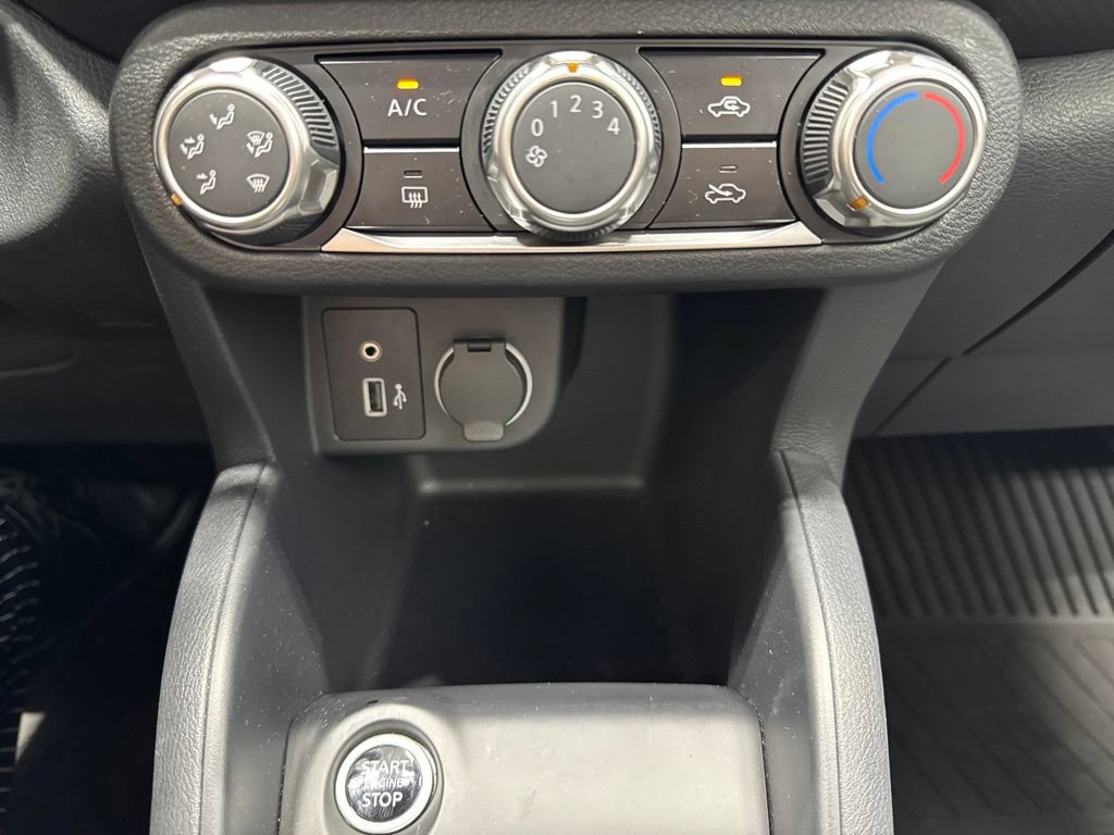 Used 2025 Nissan Kicks Play S FWD image 15