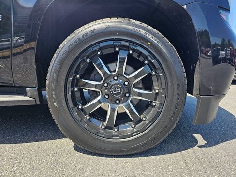 Used 2016 Chevrolet Tahoe LS AWD/4WD image 9