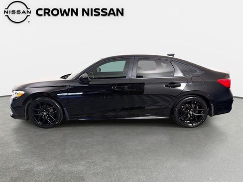 Used 2022 Honda Civic Sport image 2