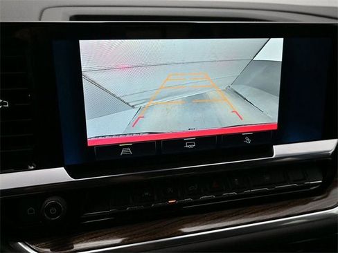 New 2026 Chevrolet Silverado 1500 LT w/ Leather Package image 18