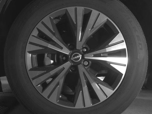 Used 2023 Nissan Rogue SV FWD image 12