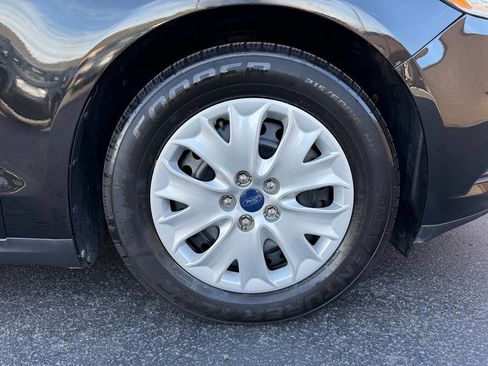 Used 2014 Ford Fusion S image 9