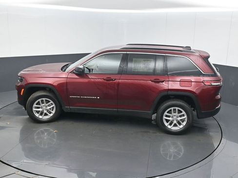 New 2026 Jeep Grand Cherokee Laredo image 40