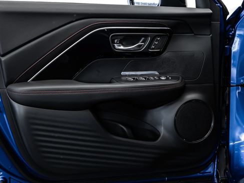 Certified 2025 Acura ADX A-Spec AWD/4WD image 17