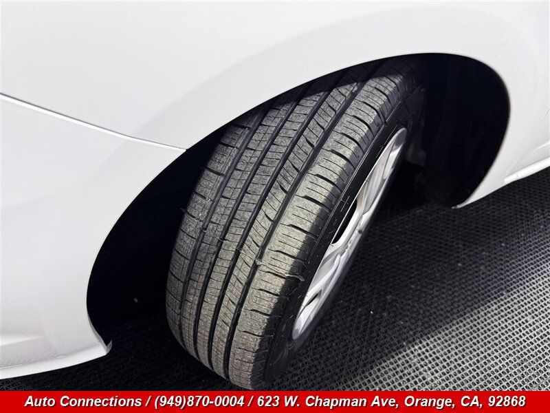 Used 2012 Honda Fit image 24