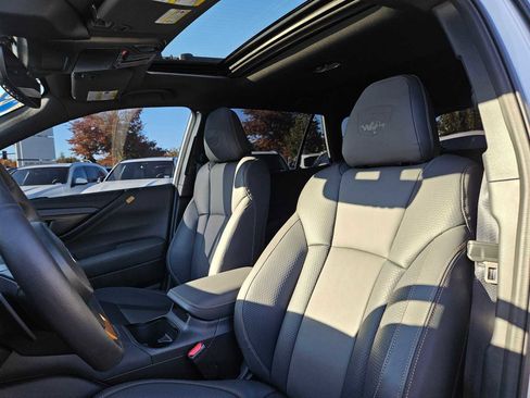 Used 2025 Subaru Outback Wilderness image 3