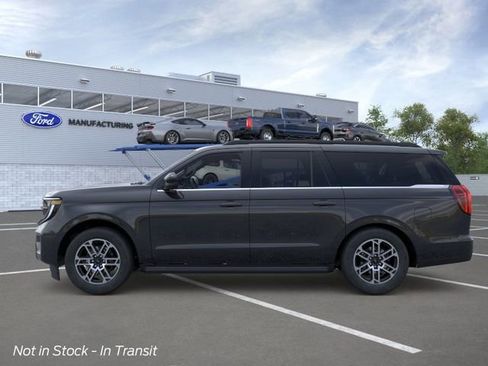 New 2026 Ford Expedition Max Active RWD image 3