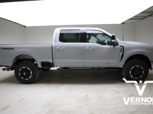 New 2026 Ford F250 Lariat w/ Tremor Off-Road Package AWD/4WD image 6