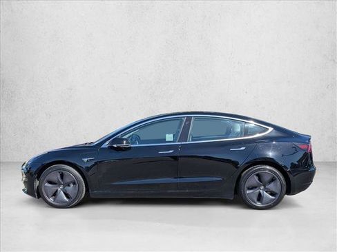Used 2018 Tesla Model 3 Long Range RWD image 9
