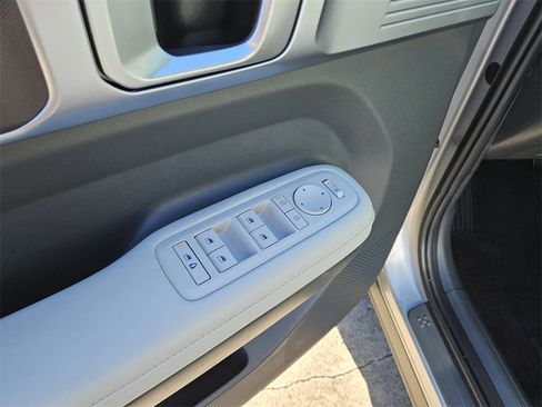 Used 2025 Hyundai Santa Fe SEL image 14