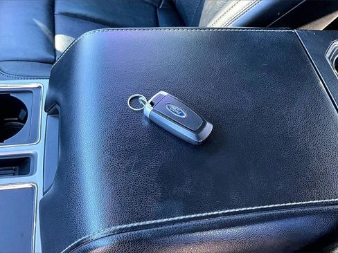 Used 2020 Ford F150 Lariat image 34