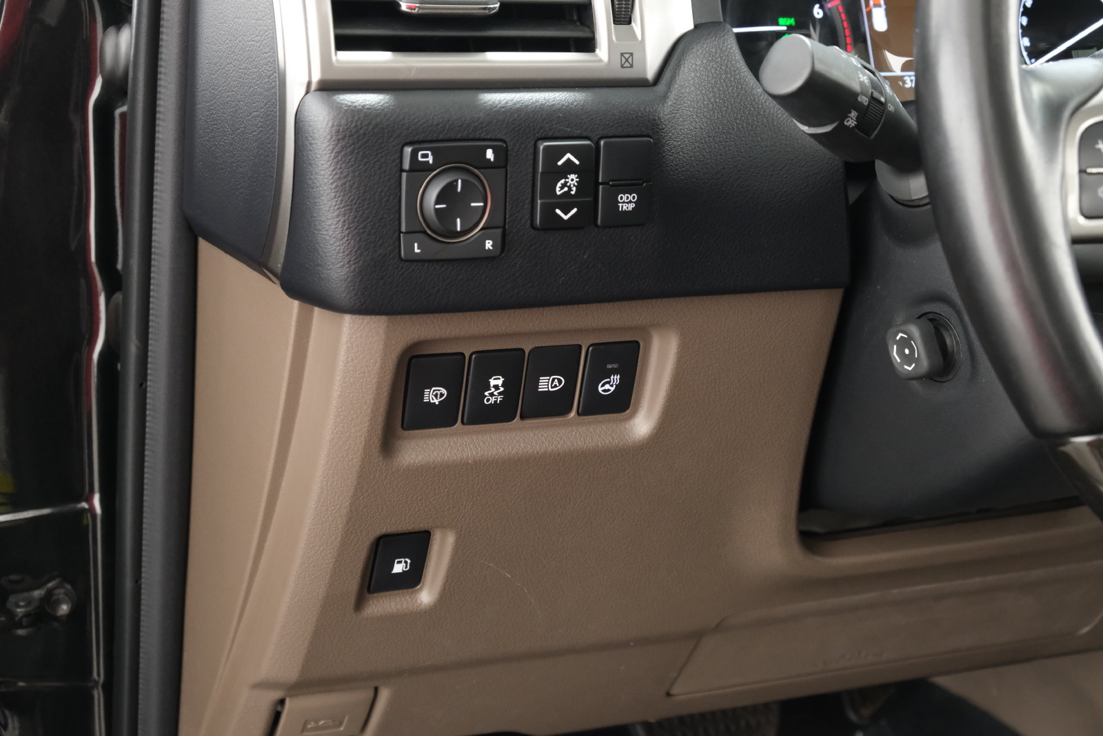 Used 2023 Lexus GX 460 Premium w/ Premium Package AWD/4WD image 28
