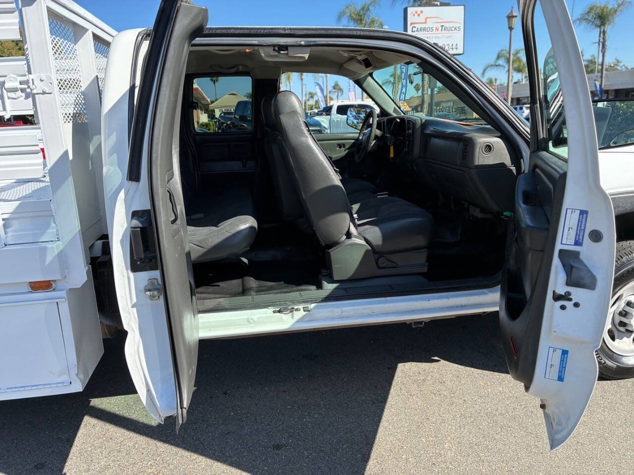 Used 2007 GMC Sierra 2500 W/T AWD/4WD image 16