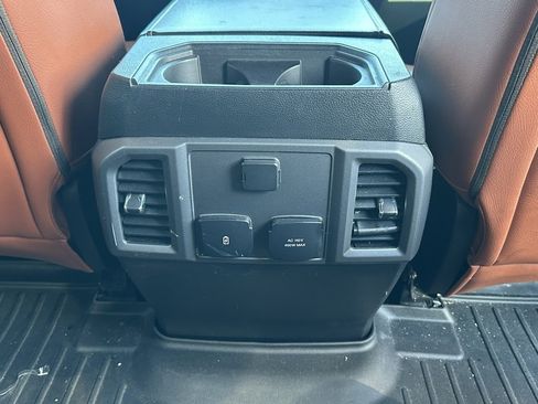 Used 2018 Ford F150 XLT w/ Equipment Group 302A Luxury image 16