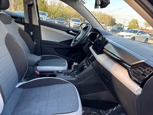 Used 2025 Volkswagen Taos S image 13