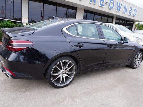 Used 2023 Genesis G70 2.0T image 6