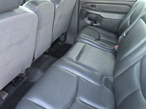 Used 2006 Chevrolet Silverado 3500 W/T w/ Skid Plate Package image 13