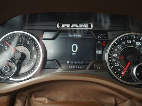 Used 2019 RAM 1500 Laramie image 27