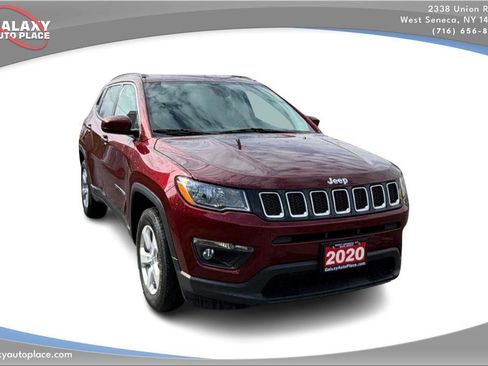Used 2020 Jeep Compass Latitude image 3